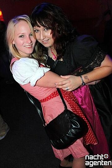 Heiße After Wiesn in der Nachtgalerie: Mehr Partybilder finden Sie auf www.nachtagenten.de