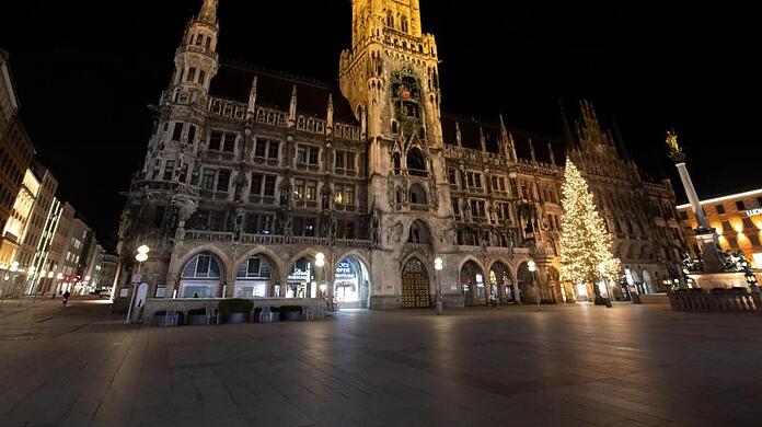 Leere Starßen, kaum Menschen auf dem Marienplatz: 2020 hat München verändert.