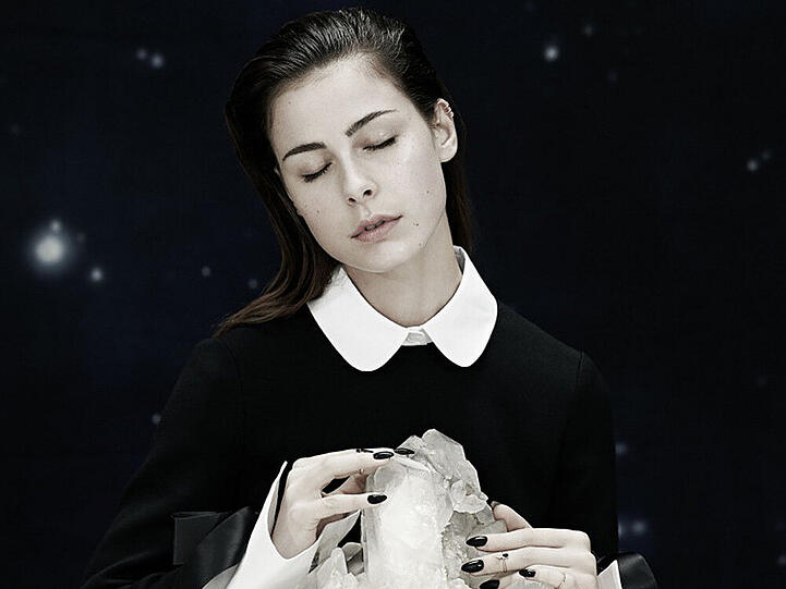 Mystischer den je gibt sich Lena Meyer-Landrut auf ihrer neuen Platte