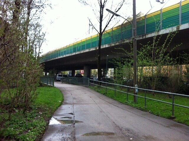 Der Weg hier zieht sich bis nach Harlaching...