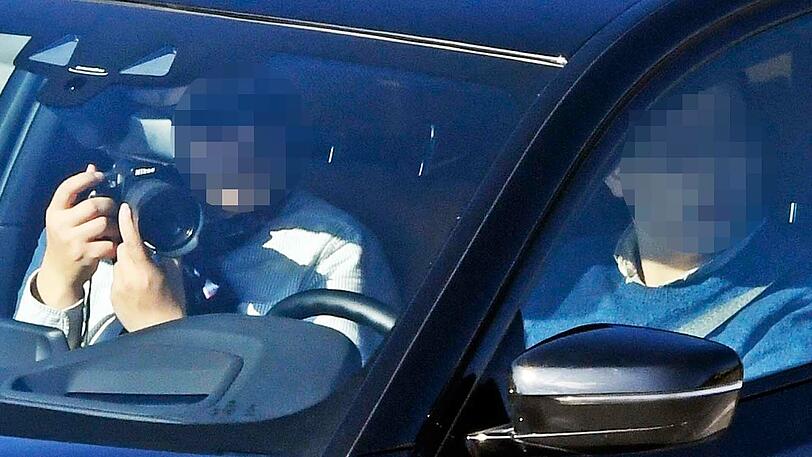 Auf frischer Tat ertappt: Die Gaffer auf der A8.