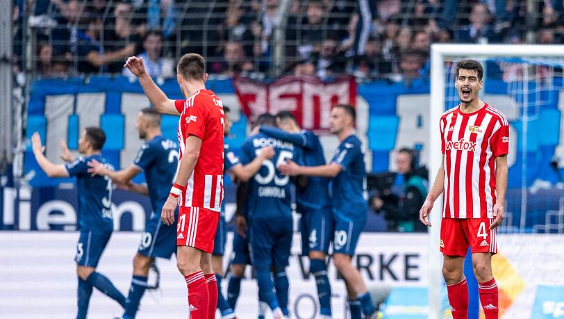 Tabellenführer Union Berlin musste eine Niederlage beim VfL Bochum hinnehmen.