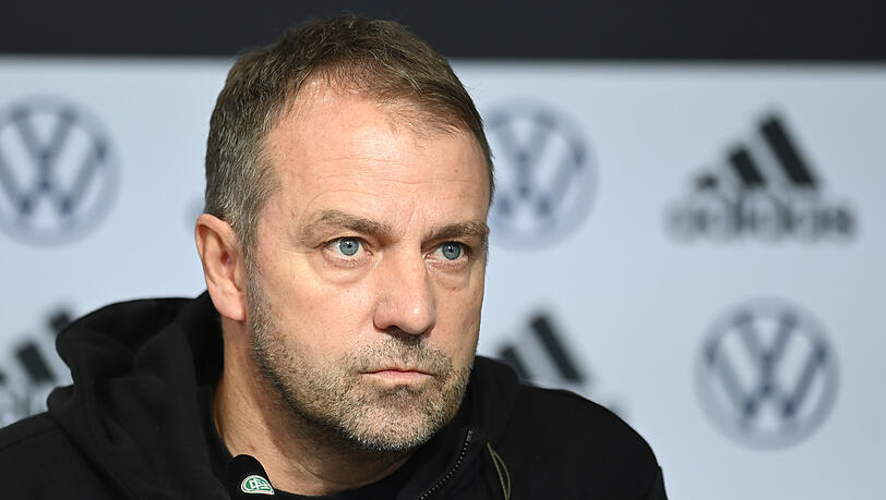 Bundestrainer Hansi Flick wird künftig womöglich den Impfstatus seiner Spieler bei der Nominierung berücksichtigen.