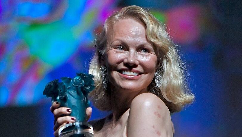 Pamela Anderson zeigte sich glücklich über ihre Auszeichnung beim Deauville American Film Festival in Frankreich.