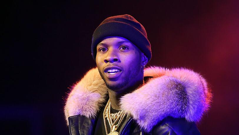 Rapper Tory Lanez verbüßt eine zehnjährige Gefängnisstrafe. (Archivbild)