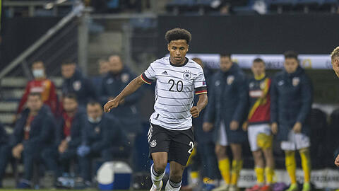 Karim Adeyemi beim WM-Qualifikationsspiel gegen Rumänien.