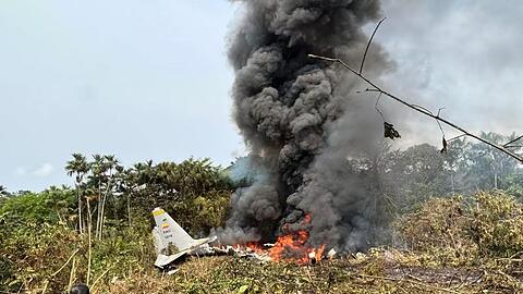Die Maschine war wenige Minuten nach dem Start abgest&uuml;rzt und anschlie&szlig;end in Brand geraten.