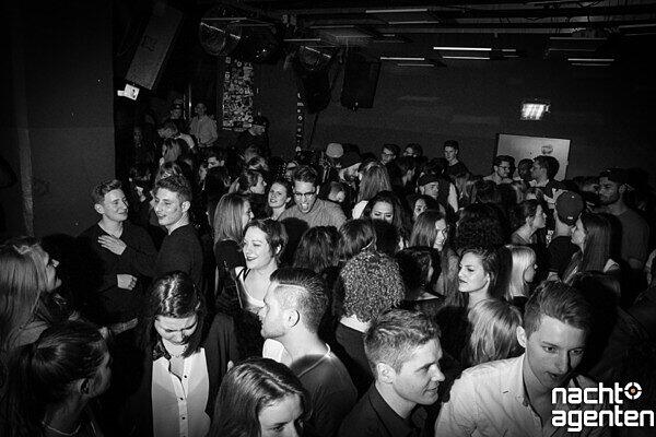 Die besten Partybilder vom Samstag. Hier aus dem Crux.