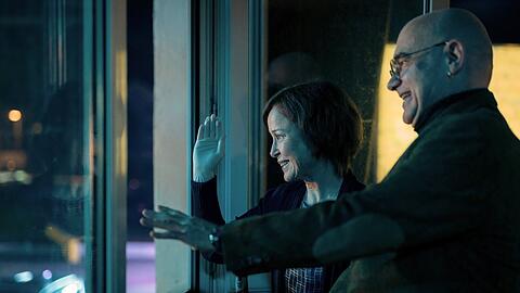 Annalena Schmidt und Peter Espeloer nehmen mit dem "Tatort: Avatar" Abschied vom Lena-Odenthal-"Tatort", in dem sie über Jahrzehnte die Sekretärin Frau Keller und den Kriminaltechniker Peter Becker gespielt haben.