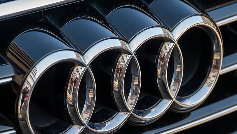 Audi-Logo: Der Autobauer streicht Tausende Jobs. (Symbolbild)
