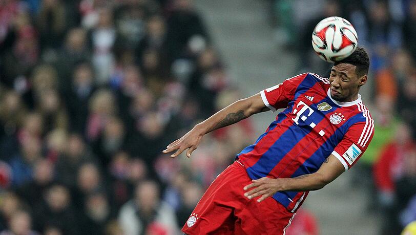 Jerome Boateng klagt vor dem Duell mit seinem Ex-Klub Manchester City über Oberschenkelprobleme. Jerome Boateng klagt vor dem Duell mit seinem Ex-Klub Manchester City über Oberschenkelprobleme.