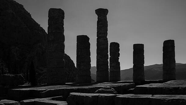 Thessalien, Delphi: Der Apollontempel. Thessalien, Delphi: Der Apollontempel.