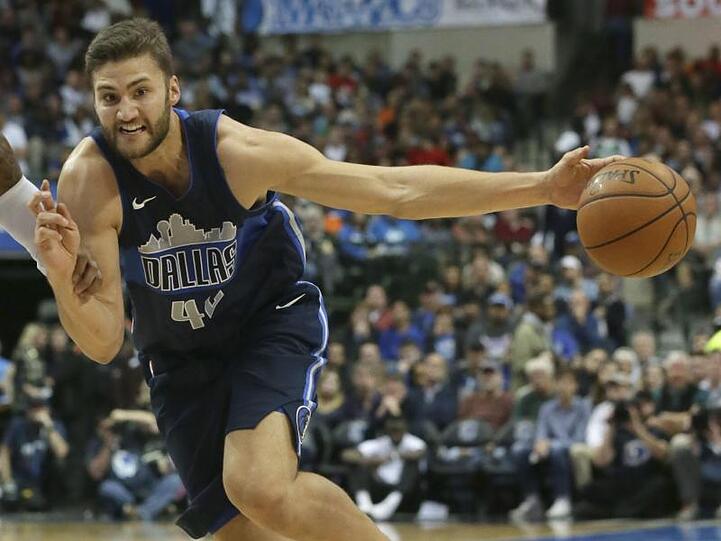 Mit den Dallas Mavericks holte Maximilian Kleber einen Sieg über die Celtics.