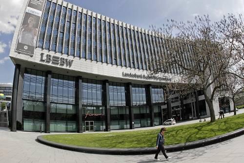 Was steckt hinter der Luxusfassade? Die Landesbank Baden-Württemberg.