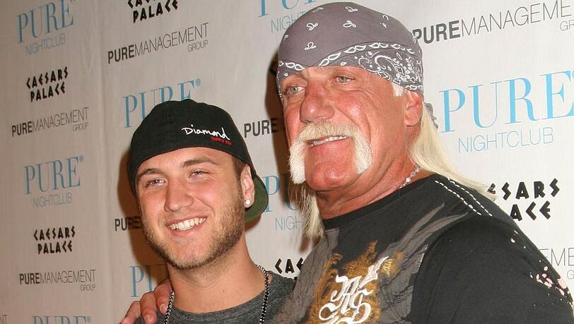 Nick Hogan (li.) verabschiedete sich bei Instagram von seinem Vater.