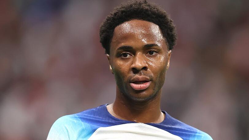 Raheem Sterling kehrt nach seiner Heimreise am Freitag nach Katar zurück.