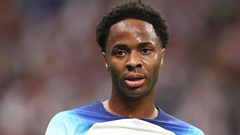 Raheem Sterling kehrt nach seiner Heimreise am Freitag nach Katar zurück.