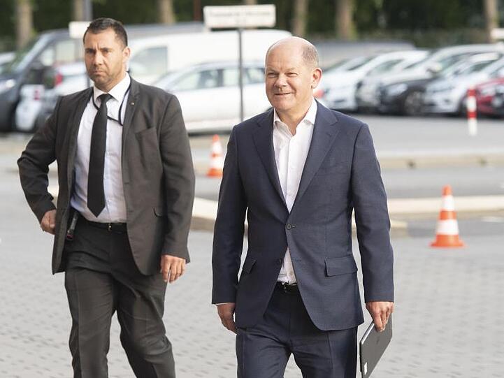 Bundesfinanzminister Olaf Scholz (SPD) kommt zur Jahrestagung der Finanzministerkonferenz von Bund und Ländern: Foto: Paul Zinken