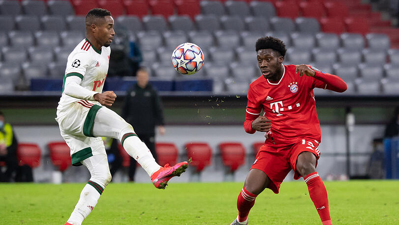 Nach seinem Comeback gelobt: Alphonso Davies (r).