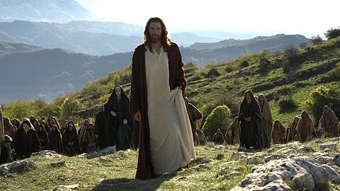 Jaakko Ohtonen als Jesus in "The Resurrection of the Christ: Part One".