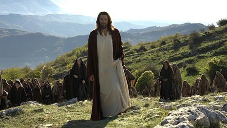Jaakko Ohtonen als Jesus in "The Resurrection of the Christ: Part One".