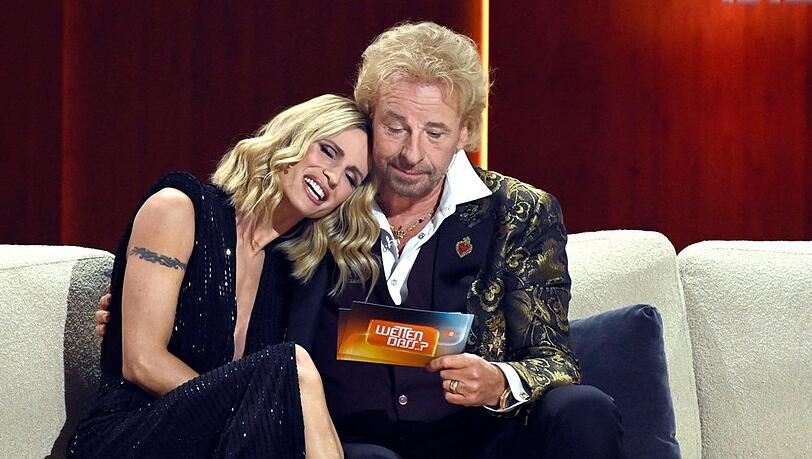 Vertraut: Michelle Hunziker und Thomas Gottschalk beim "Wetten, dass..?"-Comeback 2021. Vertraut: Michelle Hunziker und Thomas Gottschalk beim "Wetten, dass..?"-Comeback 2021.