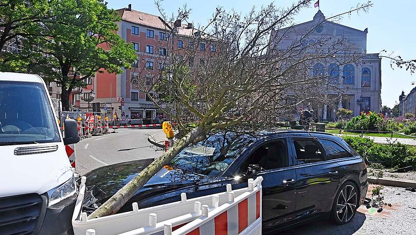 Der Grund für den Unfall ist bis jetzt noch nicht bekannt.