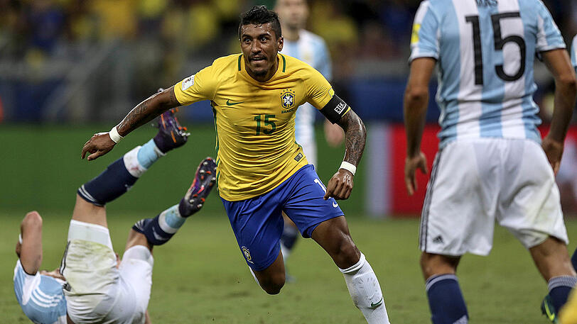 Im Sommer 2015 wechselte der Brasilianer Paulinho von Tottenham zu Guangzhou Evergrande - die Ablösesumme belief sich auf 14 Millionen Euro.