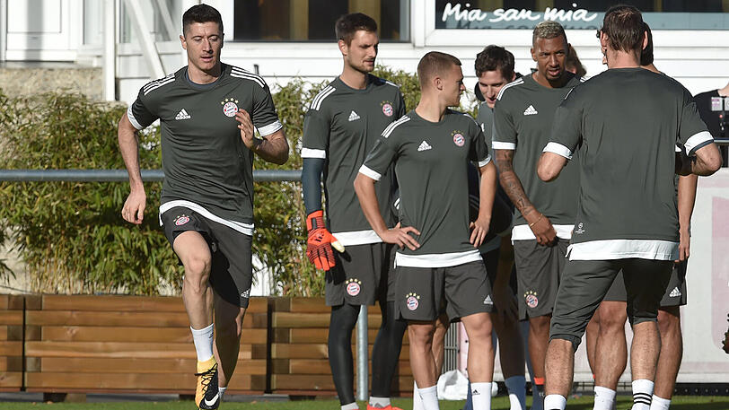 Der Tag vor dem Champions-League-Neustart von Triple-Triumphator Jupp Heynckes: Die Bilder vom Abschlusstraining des FC Bayern vor dem Heimspiel gegen Celtic Glasgow.