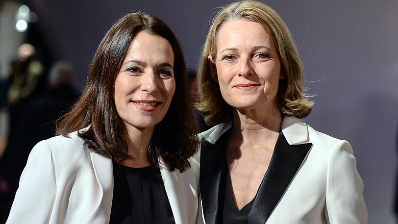 Drei Jahre lebten die beiden Frauen in einer eingetragenen Lebenspartnerschaft, im November 2019 gaben sie das Beziehungs-Aus bekannt: Moderatorin Anne Will (li.) und Kommunikationswissenschaftlerin Miriam Meckel (re.) gehen getrennte Wege.