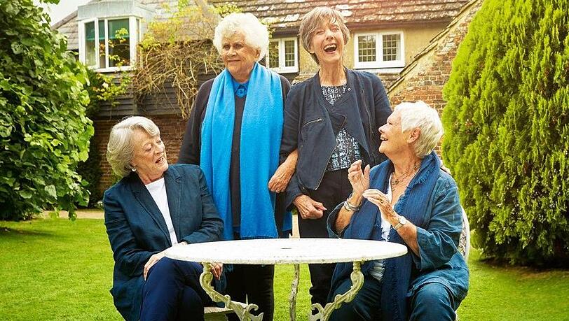 Maggie Smith, Joan Plowright, Eileen Atkins und Judi Dench. Maggie Smith, Joan Plowright, Eileen Atkins und Judi Dench.