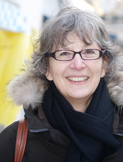 Gabriele Gragert (57),
Architektin: &bdquo;Ich habe
mich bewusst für Kinder
entschieden und meine
Jungs adoptiert. Mit Kindern
fängt das Leben erst
richtig an. Schade, dass das
immer mehr Menschen
anders sehen und viele
sich abschrecken lassen.&ldquo;