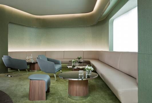 Die Lounge des neuen Dachgarten im sechsten Stock.