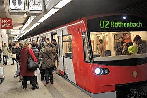 Fehler bei der Türkantensensorik, den Entgleisungsdetektoren und klemmende Schiebetritte bringen die U-Bahn immer wieder zum Stillstand.