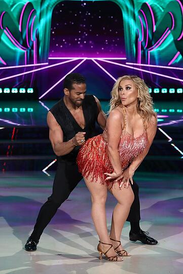 Shake it! Anastacias wildester Tanz-Ritt im TV...