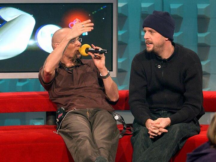 Thomas D (l) und Smudo bei einer Viva-Feier zum 10. Geburtstag. Mit dem Video "Zu geil für diese Welt" von den Fantastischen Vier startete der Musiksender einst sein Programm.