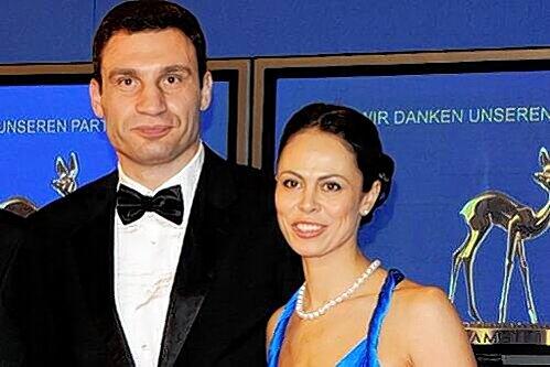 Sind seit 1996 verheiratet: Box-Weltmeister Vitali Klitschko mit seiner Ehefrau Natalie. Das Paar hat drei gemeinsame Kinder.