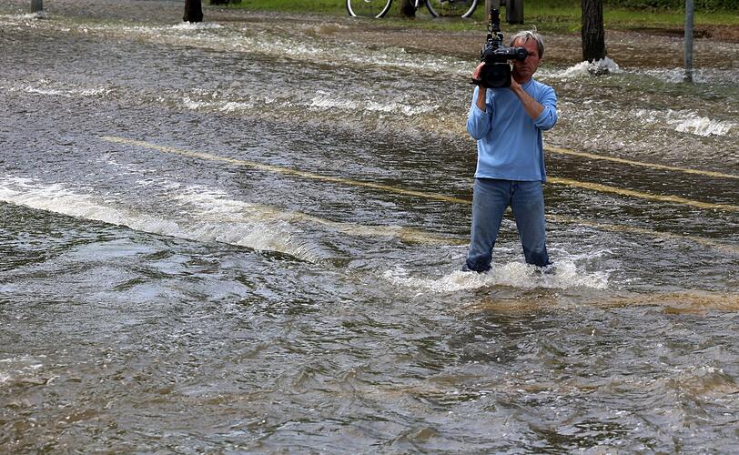 Magdeburg - eine Stadt kämpft gegen das Hochwasser: Die Bilder vom Wochenende und Montag.