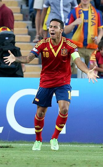 So gut wie in Brasilien dabei. Die Spanier Thiago Alcántara und...