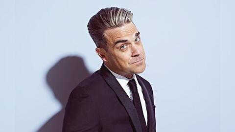 Robbie Williams spielt am 15. November  in der Elbphilharmonie - live mit Orchester und KI-Unterstützung.