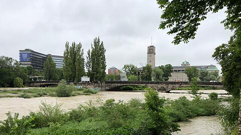 Das letzte Hochwasser ereilte München im Juni. Jetzt gibt der Hochwassernachrichtendienst Bayern wieder eine Warnung für München und den Landkreis aus.
