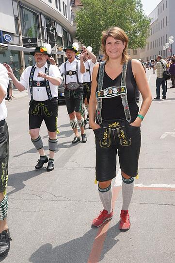 Läuft mit: Landtagsabgeordnete Claudia Stamm beim Christopher Street Day.