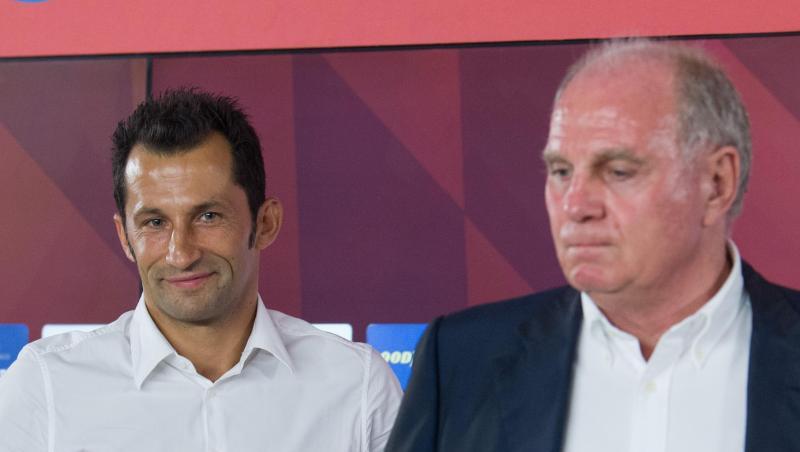 Bleiben während der US-Reise des Teams daheim: Sportdirektor Hasan Salihamidzic (l) und Präsident Uli Hoeneß. Bleiben während der US-Reise des Teams daheim: Sportdirektor Hasan Salihamidzic (l) und Präsident Uli Hoeneß.