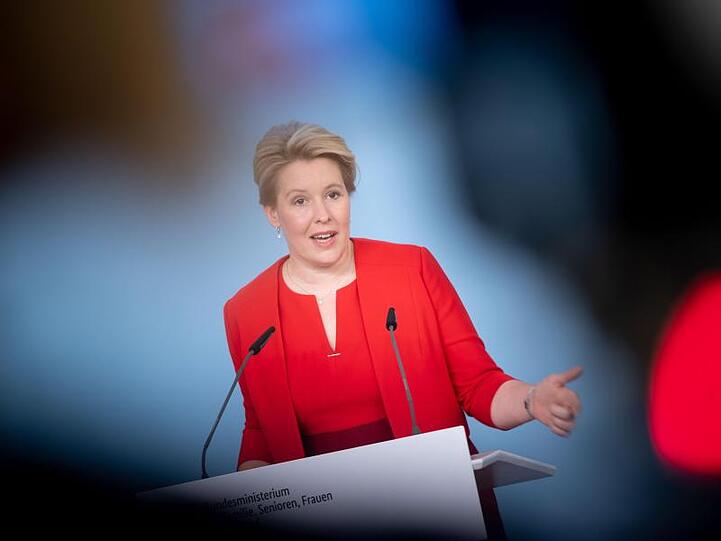 Jugendministerin Franziska Giffey (SPD) setzt sich für mehr politische Partizipation ein.
