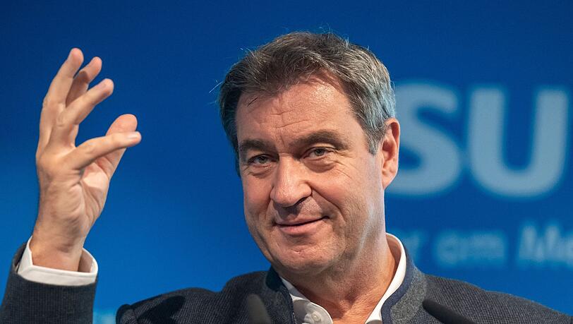 CSU-Chef Markus Söder nimmt an einer Pressekonferenz teil.