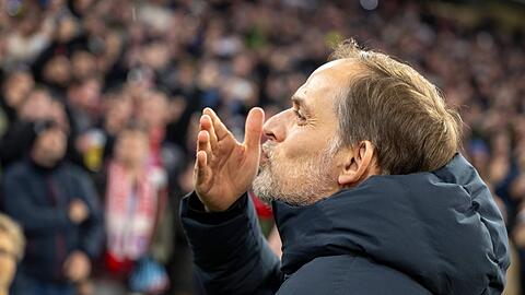 "Mit vollem Enthusiasmus und Leidenschaft an Bord": Trainer Thomas Tuchel erhält Lob. Mit Leistungen wie gegen Lazio Rom könnte es was mit dem Henkelpott werden.