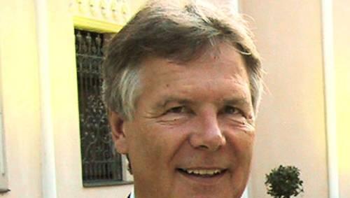 Macht jetzt in Hotels: Hans-Rudolf Wöhrl. Macht jetzt in Hotels: Hans-Rudolf Wöhrl.