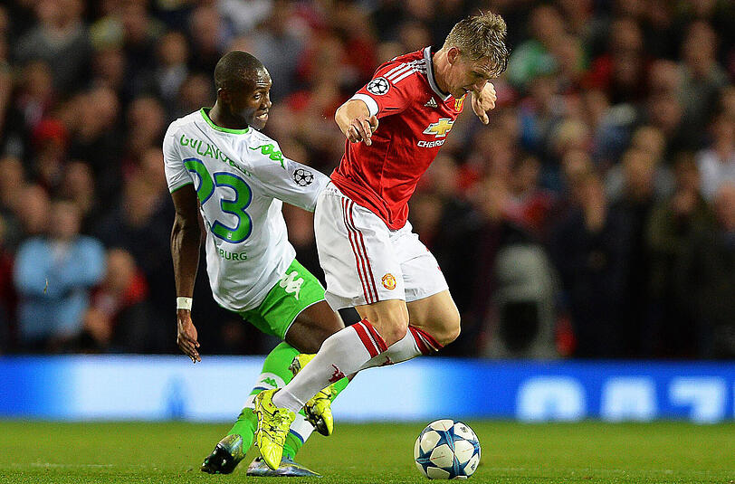 Bastian Schweisteiger und Manchester United sicherten sich im Duell mit dem VfL Wolfsburg einen 2:1-Sieg.