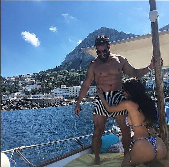 Eine Auswahl der Themen, die Dan Bilzerian so interessieren.