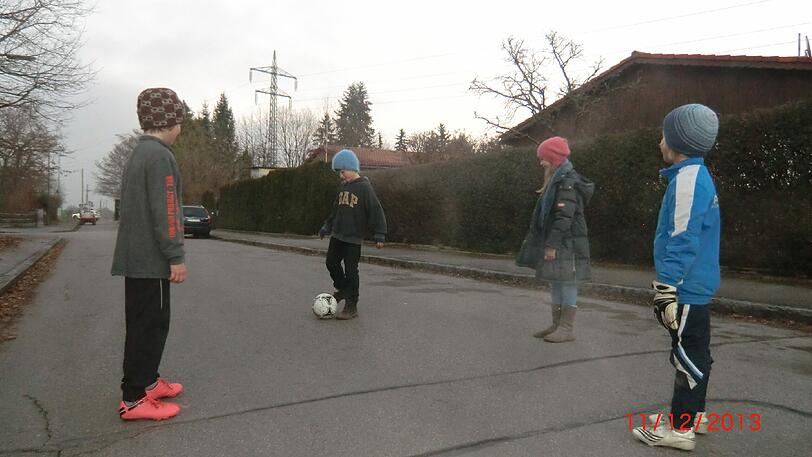 Kinder in der Savitstraße